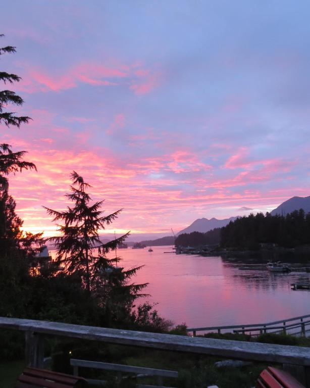 Tofino Swell Lodge Екстериор снимка